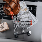 Prawa konsumenta - jakie obowiązki ma dostawca, a jakie prawa przysługują klientowi
