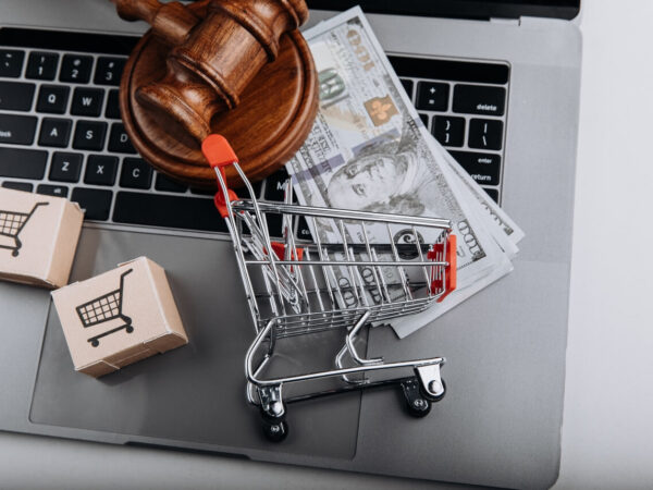 Prawa konsumenta - jakie obowiązki ma dostawca, a jakie prawa przysługują klientowi